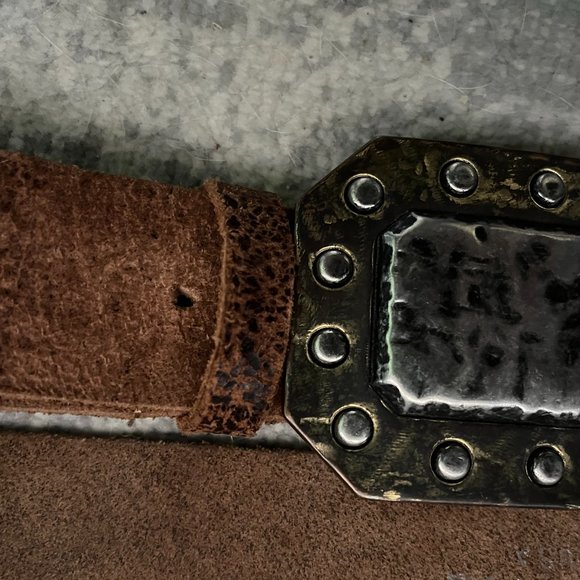 Streets Ahead: Rustic Leather Belt - Picture 3 of 10